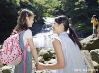 “读万卷书不如行万里路”，家长多带孩子出游，建立孩子的世界观