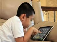 在3岁前看电视与不看电视的孩子，长大后差距很大，家长别不在意