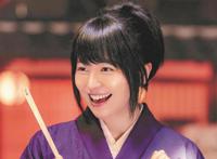 唐探系列票房高达百亿秘诀在于角色身份错位带来喜剧感的调和