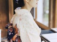 他做俗人时身边美女如云，他做和尚后世界无不膜拜，请不要嫉妒他