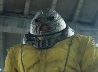 《死侍2》中有哪些不为人知的细节？死侍甚至调侃起了灭霸