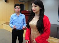 我国第一个智能美女机器人诞生，未来机器人老婆会成为时尚吗？