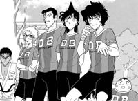 名侦探柯南犯泽先生漫画，红方组成逆天足球队，京极真星星画不完