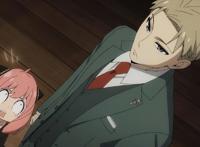 《间谍过家家》2话先行图公开！杀手妈妈美艳登场，劳埃德脸红了