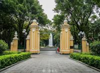 广州第一座综合性公园，曾经榕树参天，游人如织，现在有点冷清