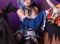 Cos正片：哇，蕾姆小恶魔来临了！果然也是我们都熟悉的蕾姆蓝