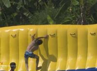 垫江：水上大冲关夏日疯狂嗨