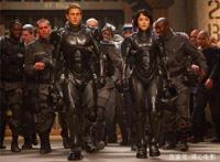 视觉华丽的《环太平洋1》，机器大战小怪兽，真的好看吗