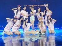 「星闻」宇宙少女线上演唱会“ASWEWISH”圆满举行！“不变的爱与感谢”