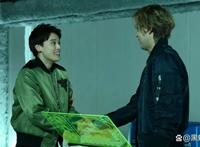 德凯奥特曼10月官方剧照最终形态强劲型首秀庞顿：是不是玩不起