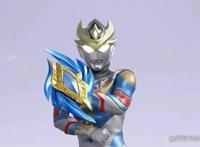 《德凯奥特曼》第14集：神秘男子从天而降，德凯第二个人间体诞生