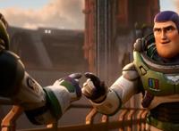 组图：动画《光年正传》曝海报“美国队长”埃文斯配音巴斯光年