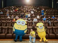 奥豆和斯图尔特来到杭州，《小黄人大眼萌：神偷奶爸前传》观影会萌翻了