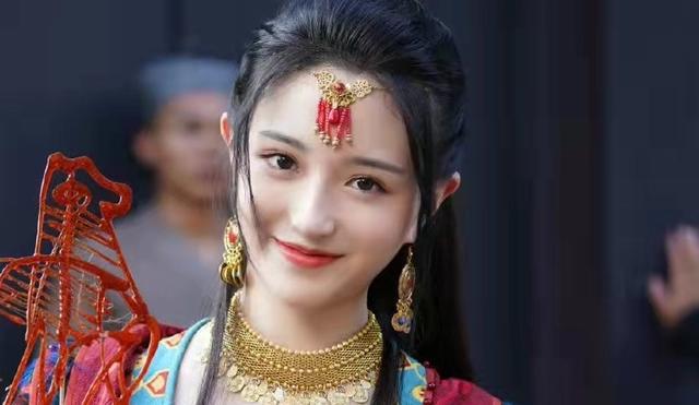 雪鹰领主大电影定档，男女主确定，颜值被赞远超动漫，黑马预订