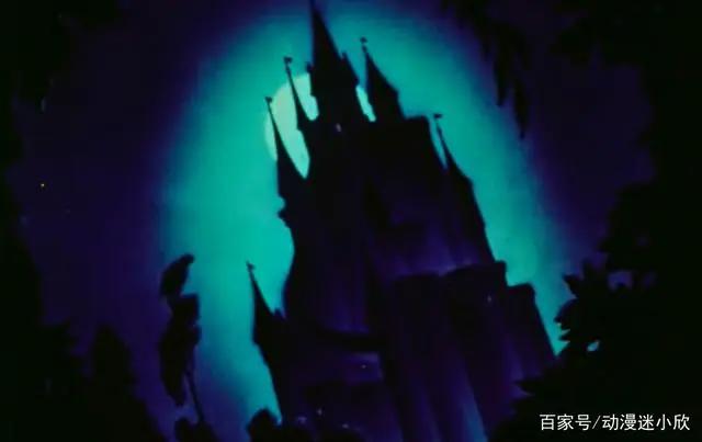 1943年叫板迪士尼之作，被列为“华纳禁片”，黑炭公主与骑个小矮人