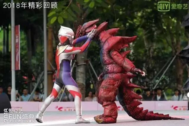 你有一条来自二次元的异世界信息，请注意查收～