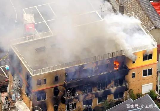 「动漫日报」京都纵火疑犯被捕，长空尽热评催更，贤者的贤者动画