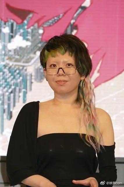 组图：《龙和雀斑公主》完成报告会佐藤健将为巨龙配音