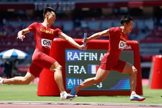 被动漫“燃”起的体育