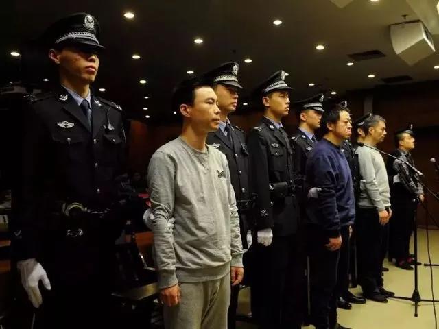 中国视频网站简史：枪响在公元2011年