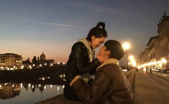 “日常互怼CP”阚清子纪凌尘，会拍照、宠女友，实力演绎最美爱情