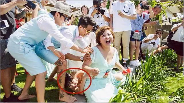 包贝尔走到今天这个结局怪柳岩？背后的故事没那么简单