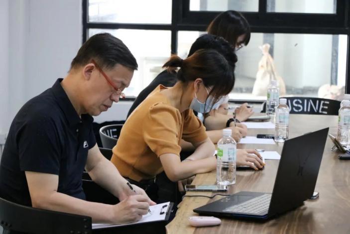 “媒介与观念—邓耀明教学研究成果展”开幕式暨学术研讨会回顾