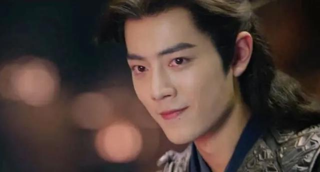 《斗罗大陆》《镜双城》预告曝光，两代顶流PK，目测肖战有先机