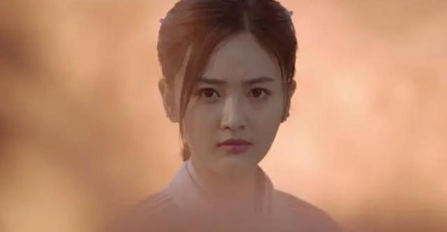 《斗罗大陆》《镜双城》预告曝光，两代顶流PK，目测肖战有先机