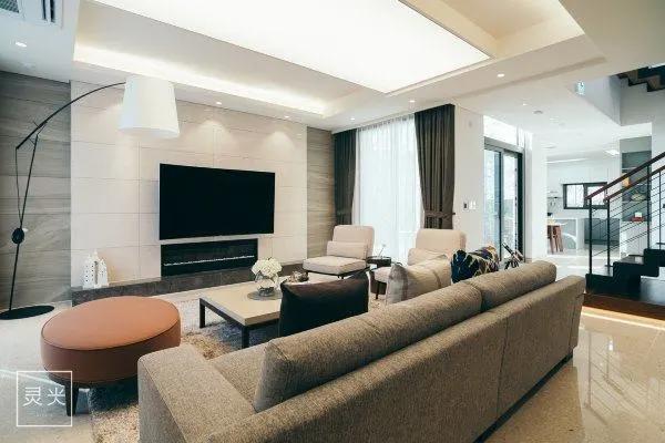 与权志龙小迷妹玩转济州神话世界