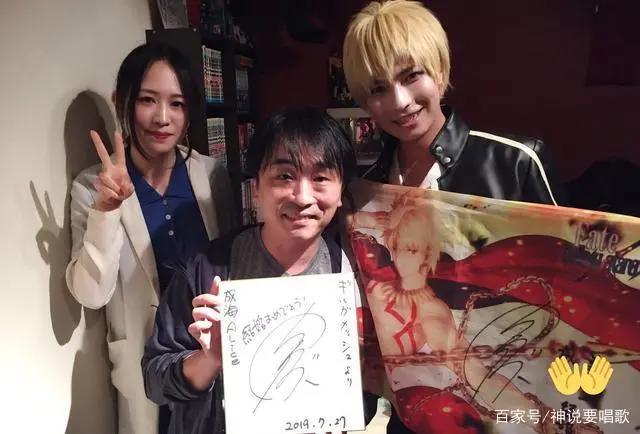 日本一对fate粉丝举办主题结婚典礼双王党的胜利闪闪声优献祝福