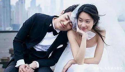 朱亚文妹妹出嫁？新郎看到朱亚文随礼红包后表情都变了！