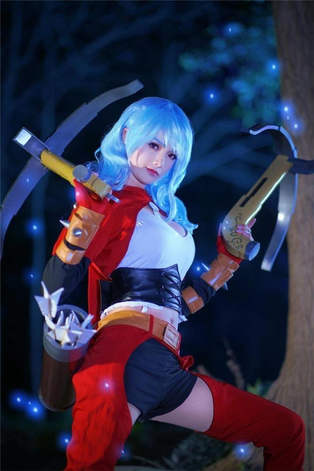 《幻镜诺德琳》前传COS蕾娜斯与乌拉，清纯又不失性感