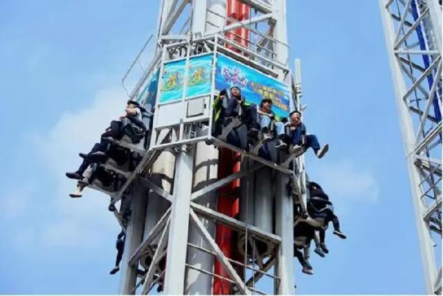 炫酷赛事、次元音乐会……快到重庆欢乐谷“打卡”乐次元动漫节