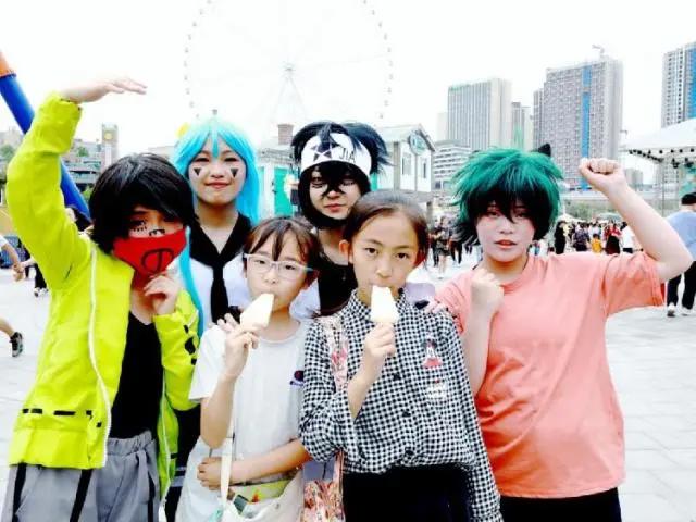 五一小长假重庆欢乐谷迎客近10万乐次元动漫节完美收官