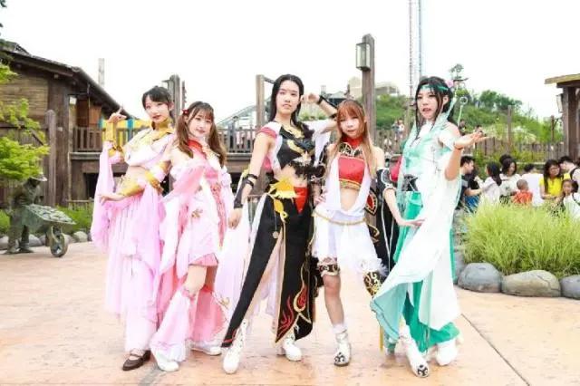 五一小长假重庆欢乐谷迎客近10万乐次元动漫节完美收官