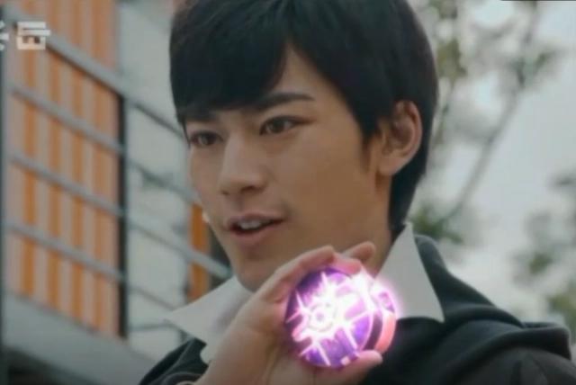 铠甲勇士：黎明天塔预告首发，狼帅腰带可进化，变身后自带惊雷！