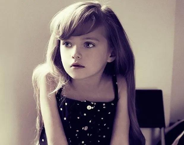 喜欢萝莉不可耻，这不等于“炼铜癖”，可爱即正义，保护欲是天性