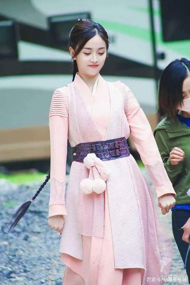 斗罗大陆6大版本，动画版好评超越原著，真人版肖战、吴宣仪背锅