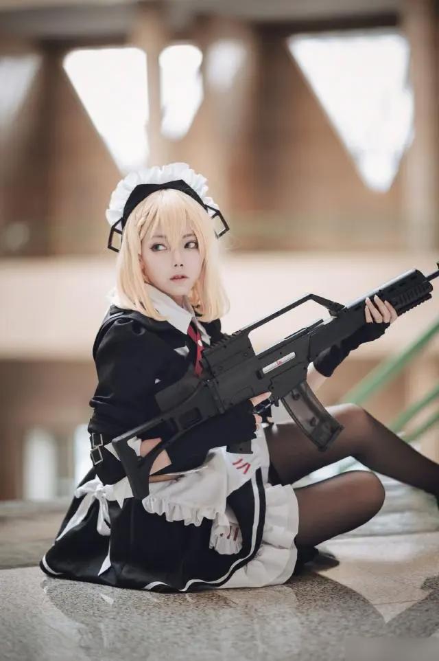 国人可爱美少女COS的两组少女前线角色！不用过多修饰也很不错哦