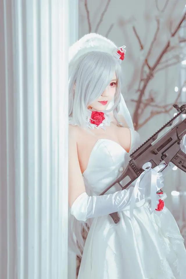 四组非常漂亮的手游《少女前线》系列COSPLAY作品！造型很帅气！