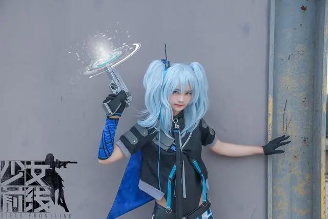 四组非常漂亮的手游《少女前线》系列COSPLAY作品！造型很帅气！