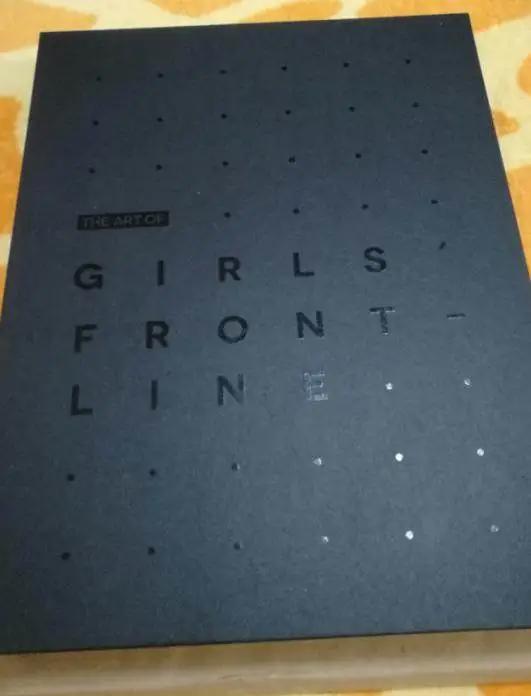 咸鱼指挥官：《少女前线设定集》开箱测评！