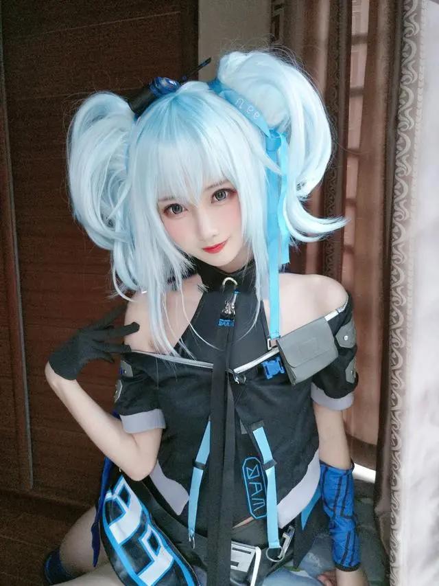 三组国产游戏《少女前线》系列COSPLAY作品欣赏！造型非常帅气哦