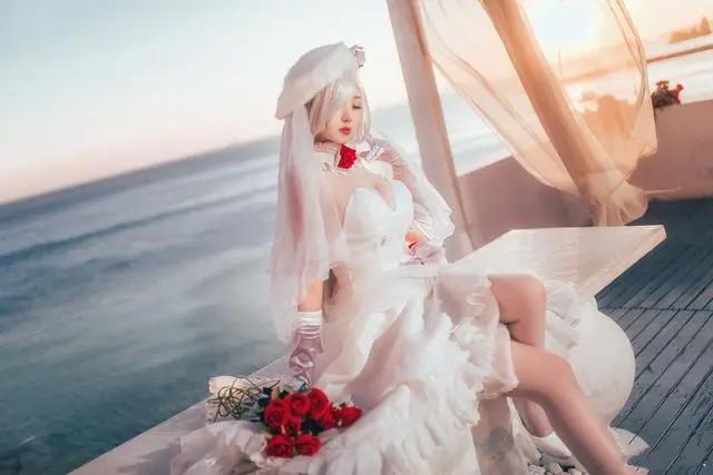 来自三位国人妹子带来的游戏《少女前线》系列COSPLAY作品欣赏！