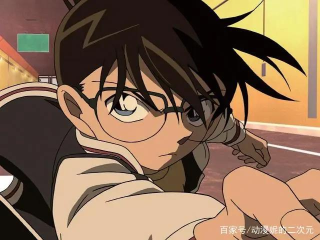 《名侦探柯南》：900多集不仅是破案动漫，也教会大家推理常识