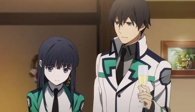 10月番《魔劣2》达也偷瞄女孩被深雪发现，上演教科书般哄女友