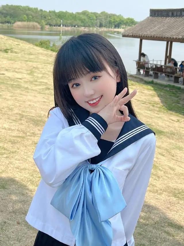 明日酱的水手服