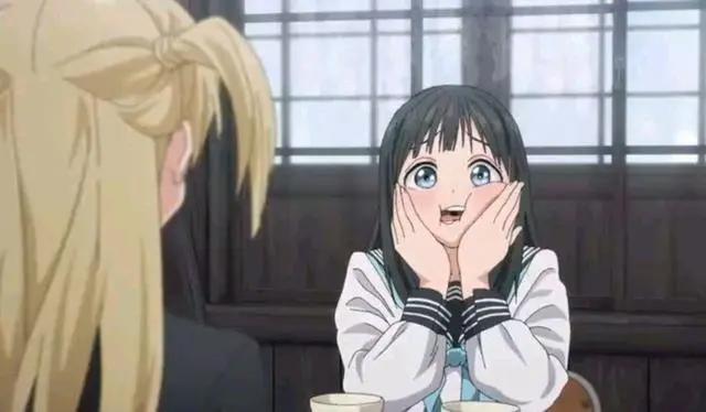 《明日酱的水手服》扁脸是认真的吗？明明漫画不是这样的