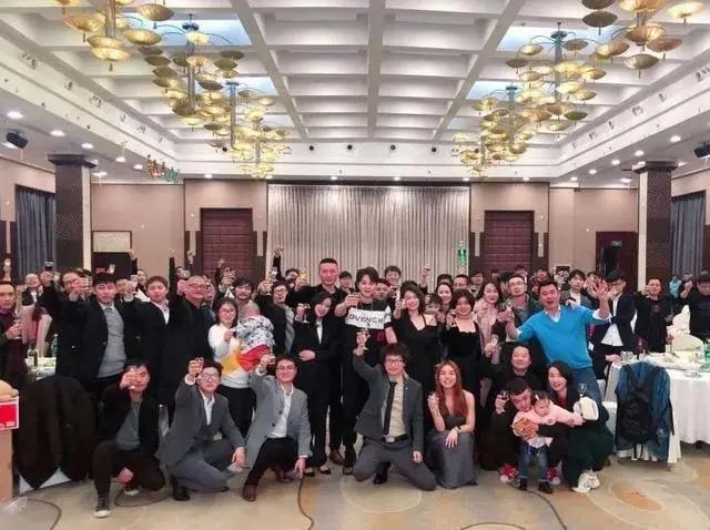 温州小伙负债累累开公司，一个举动让他成功逆袭！